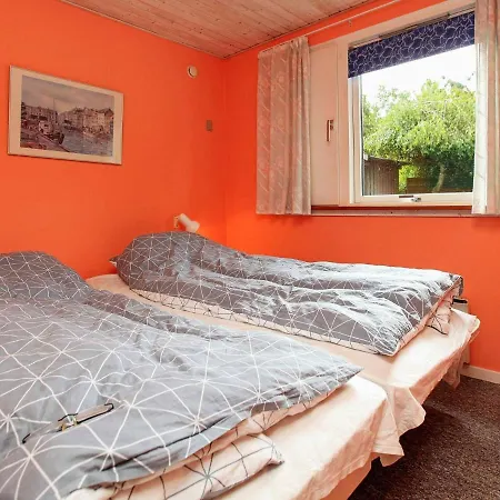 8 Person Holiday In Dannemare