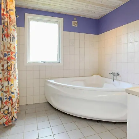 8 Person Holiday In Dom wakacyjny Dannemare